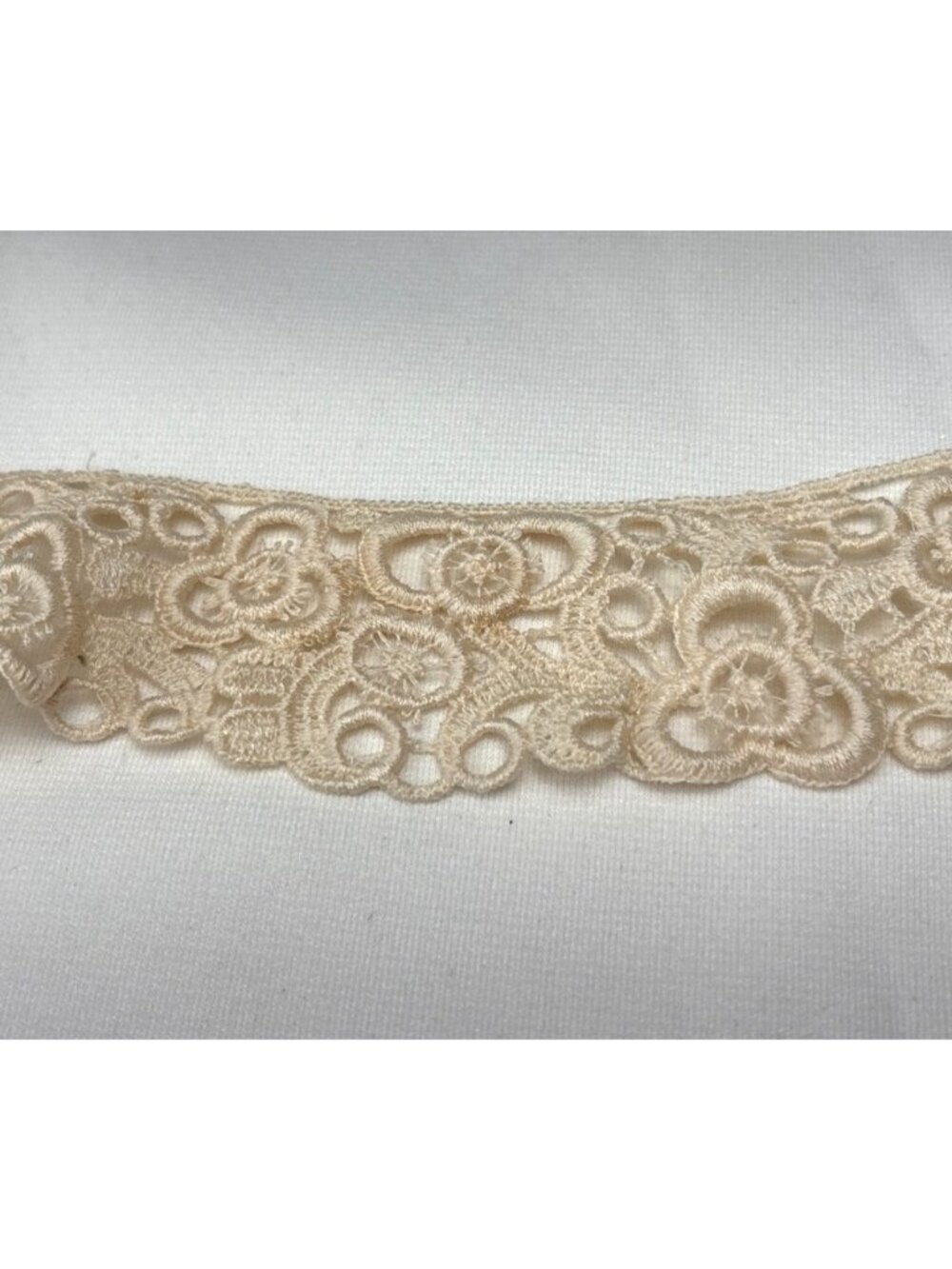 Floral Lace Trim Beige 1.5" x 1 yard Bridal Craft Sewing Retro Delicate Vintage